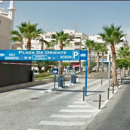 Apartamento Kitsch Centro Playa -beachfront تورّيفيِخا